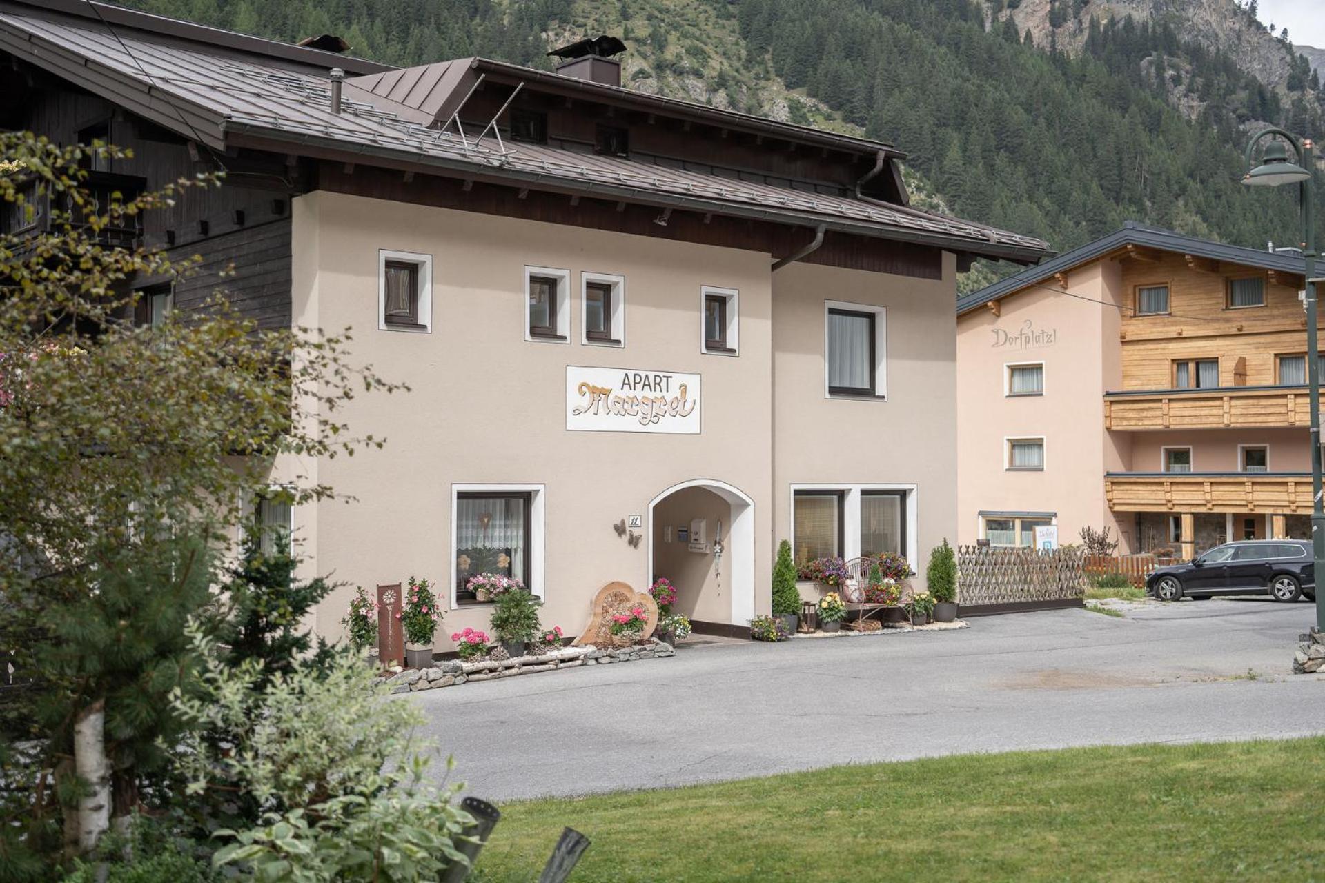 Haus Margret Bed and Breakfast Sankt Leonhard im Pitztal Exteriör bild