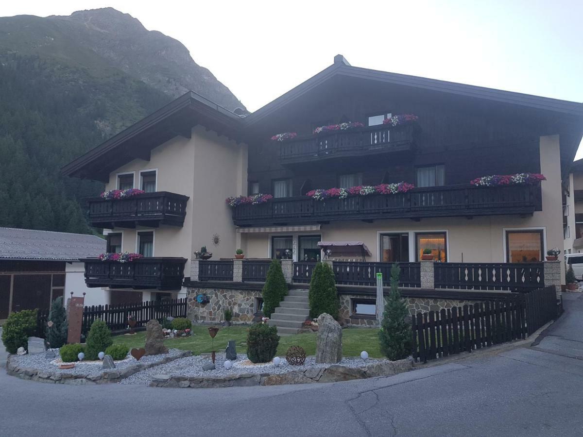 Haus Margret Bed and Breakfast Sankt Leonhard im Pitztal Exteriör bild